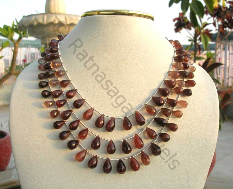 Cats Eye Scapolite Gemstone Beads