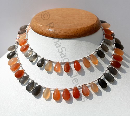 Peach moonstone