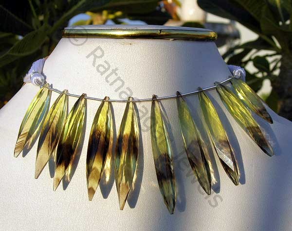 Bi-color Quartz Natural Gemstone