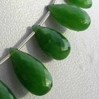Nephrite Cats Eye Flat Pear Briolette