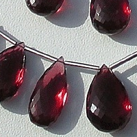 Rhodolite Garnet  Flat Pear Briolette