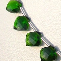 Chrome Diopside Puffed Diamond Cut Cushion Shape