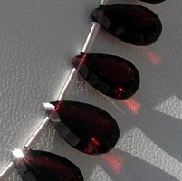 Garnet Gemstone Concave Cut Pan