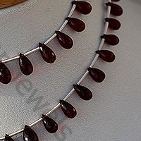wholesale Garnet Gemstone  Tear Drops Briolette