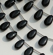 Black Spinel Flat Pear Plain