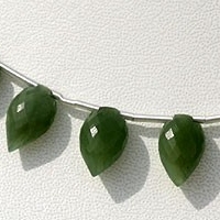 Nephrite Cats Eye Conch Briolette