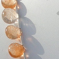 8 inch strand Sun Stone Oregon Heart Plain