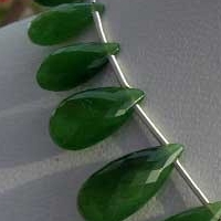 Nephrite Cats Eye Flat Pear Briolette