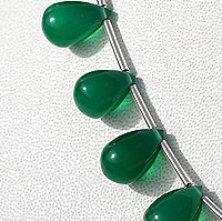8 inch strand Green Onyx Tear Drops Plain