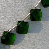 Chrome Diopside Puffed Diamond Cut Cushion Shape