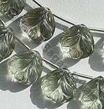 グリーンアメジストの彫刻されたハート