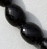 ブラック スピネル ファセット ナゲット